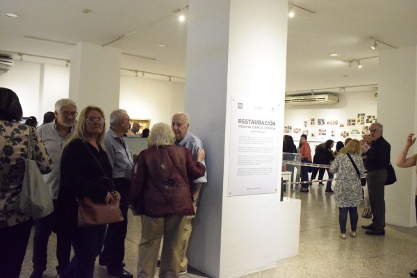 Inauguración expo Elisa Martinez 