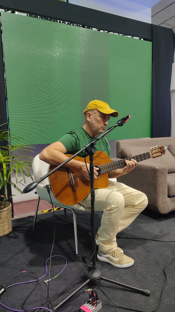 Cátedra Libre de Chamamé del CCU estuvo presente en la IV Feria del Libro de la UNNE 2026