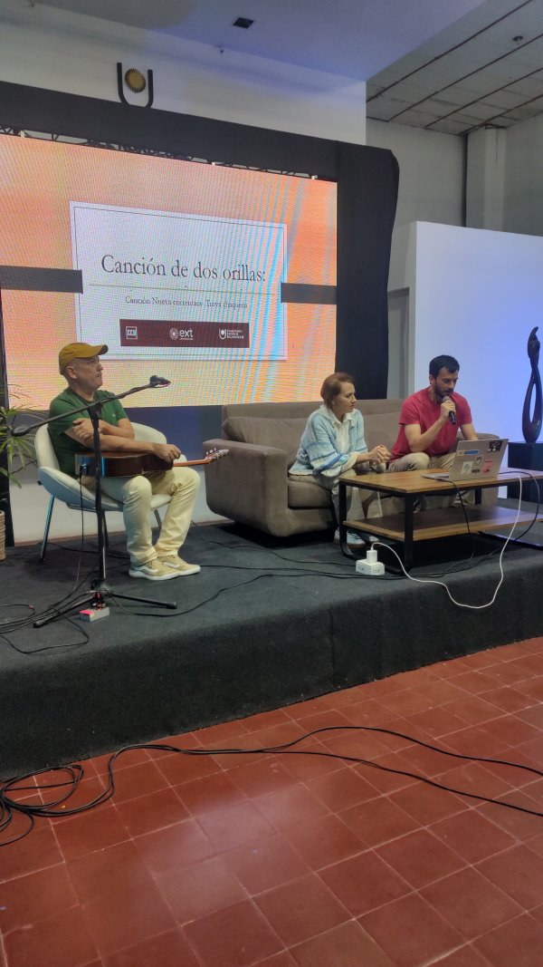 Cátedra Libre de Chamamé del CCU estuvo presente en la IV Feria del Libro de la UNNE 2026