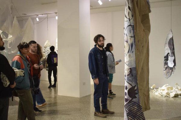 Inauguración de Donde eclosionan los insectos