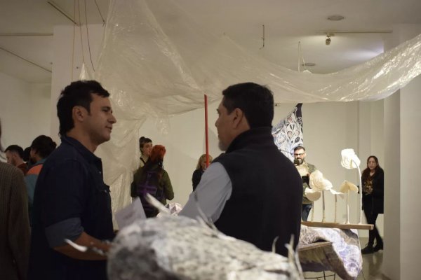 Inauguración de Donde eclosionan los insectos