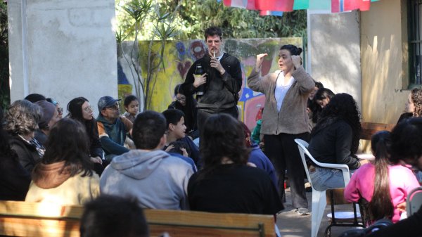 Visita de estudiantes de la FADyCC al CPD Corazón de niño 