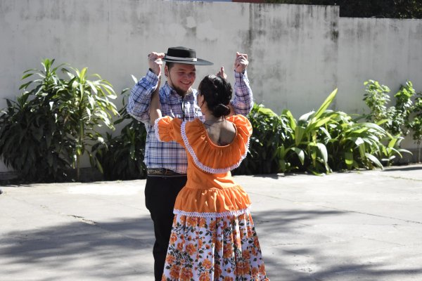 Taller de Danzas en Medicina
