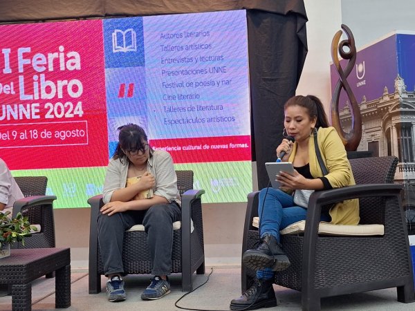 Talleres Literarios en Feria del Libro de la UNNE