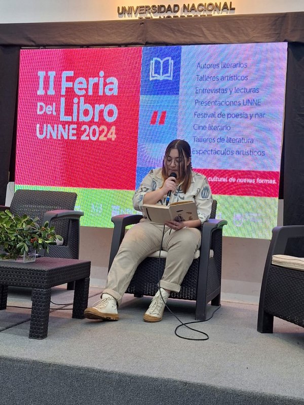 Talleres Literarios en Feria del Libro de la UNNE