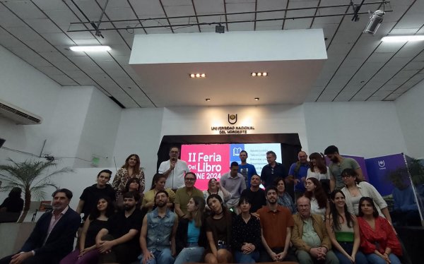 Talleres Literarios en Feria del Libro de la UNNE