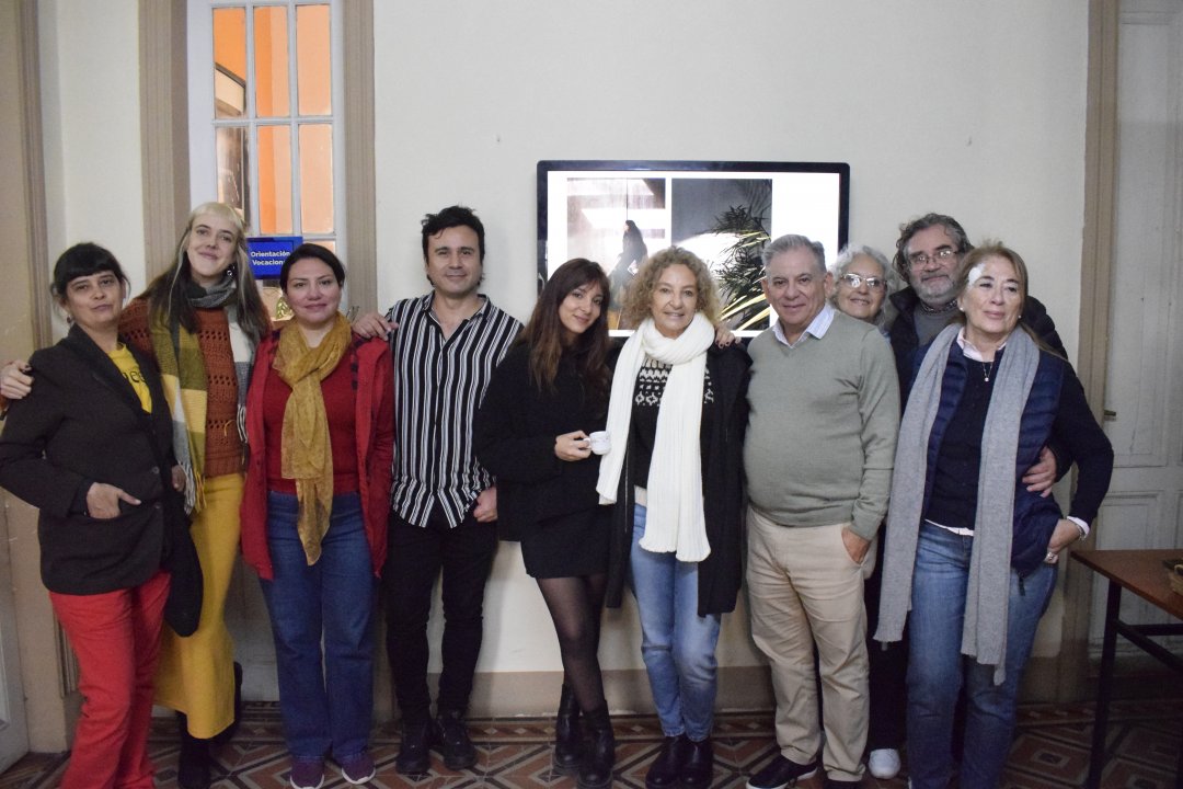 “Hay un modo de ver, de recortar, de enmarcar la realidad que cambia para siempre”