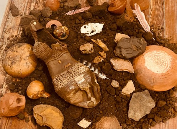 Ñe’ẽ Raity, la nueva exposición de la Sala del Sol