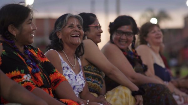 Las cantoras del alto (Mayra Nieva)