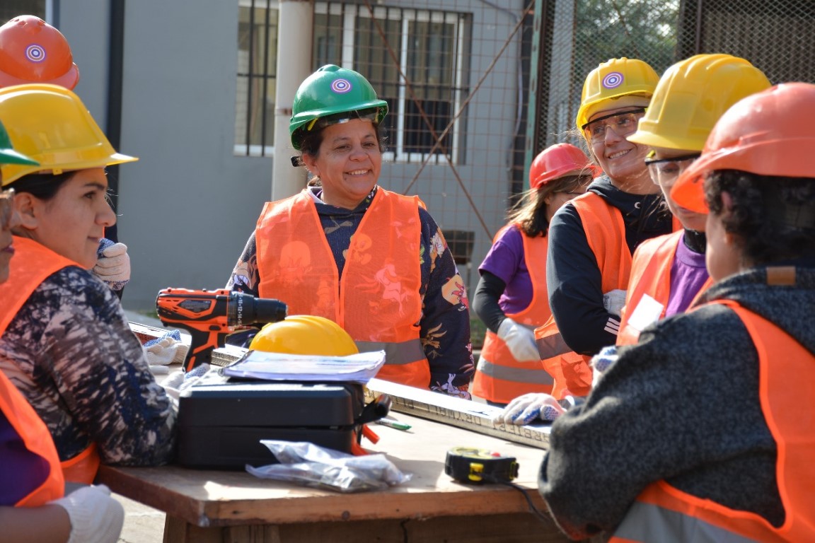 Graduación "Curso de construcción en seco para mujeres en situación de vulnerabilidad"